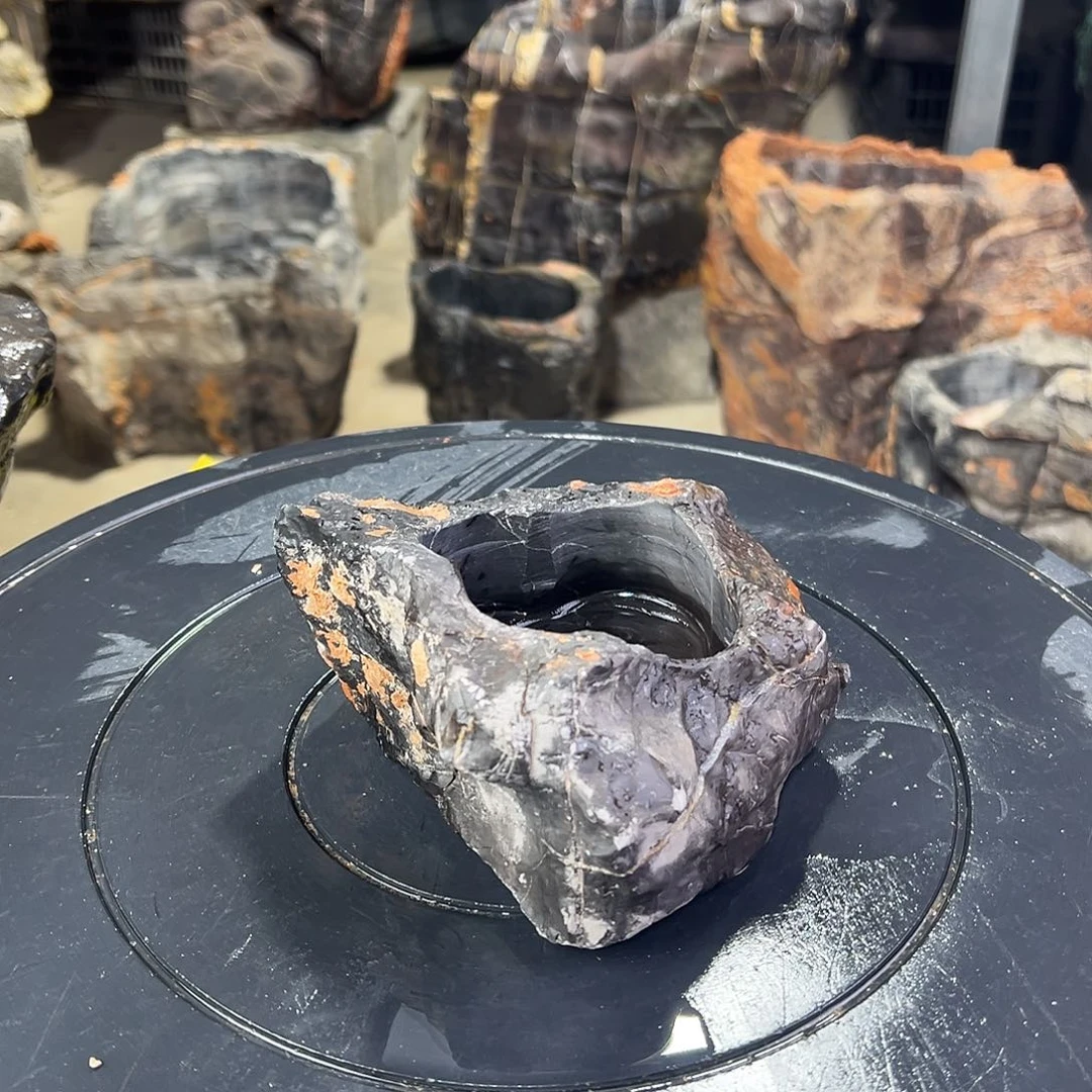 石头笑****云有意境的花盆