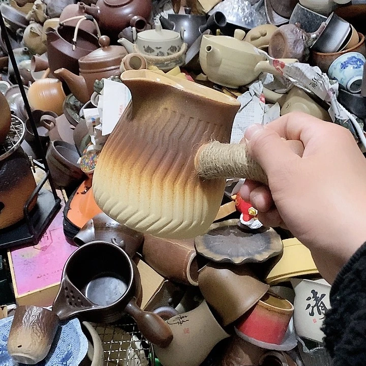 瓷片荷花的小尾巴真的好可爱呜呜哈哈笑