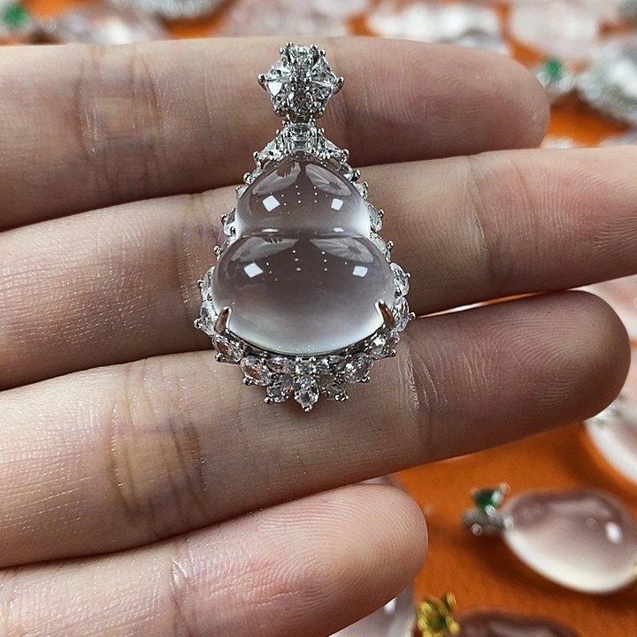 石英质玉银S925镀金镶嵌颈饰