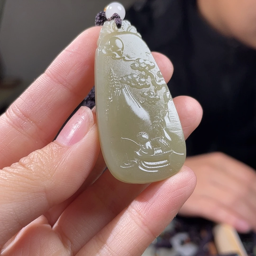 和田玉未镶嵌颈饰