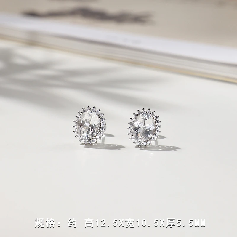 天然白水晶耳钉一对高级气质