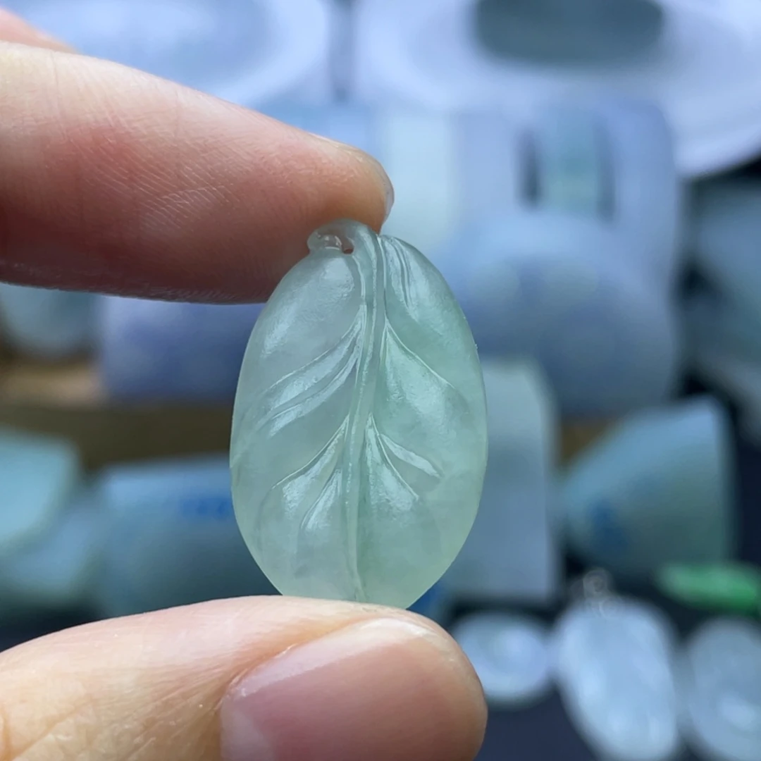 未镶嵌定制翡翠叶子