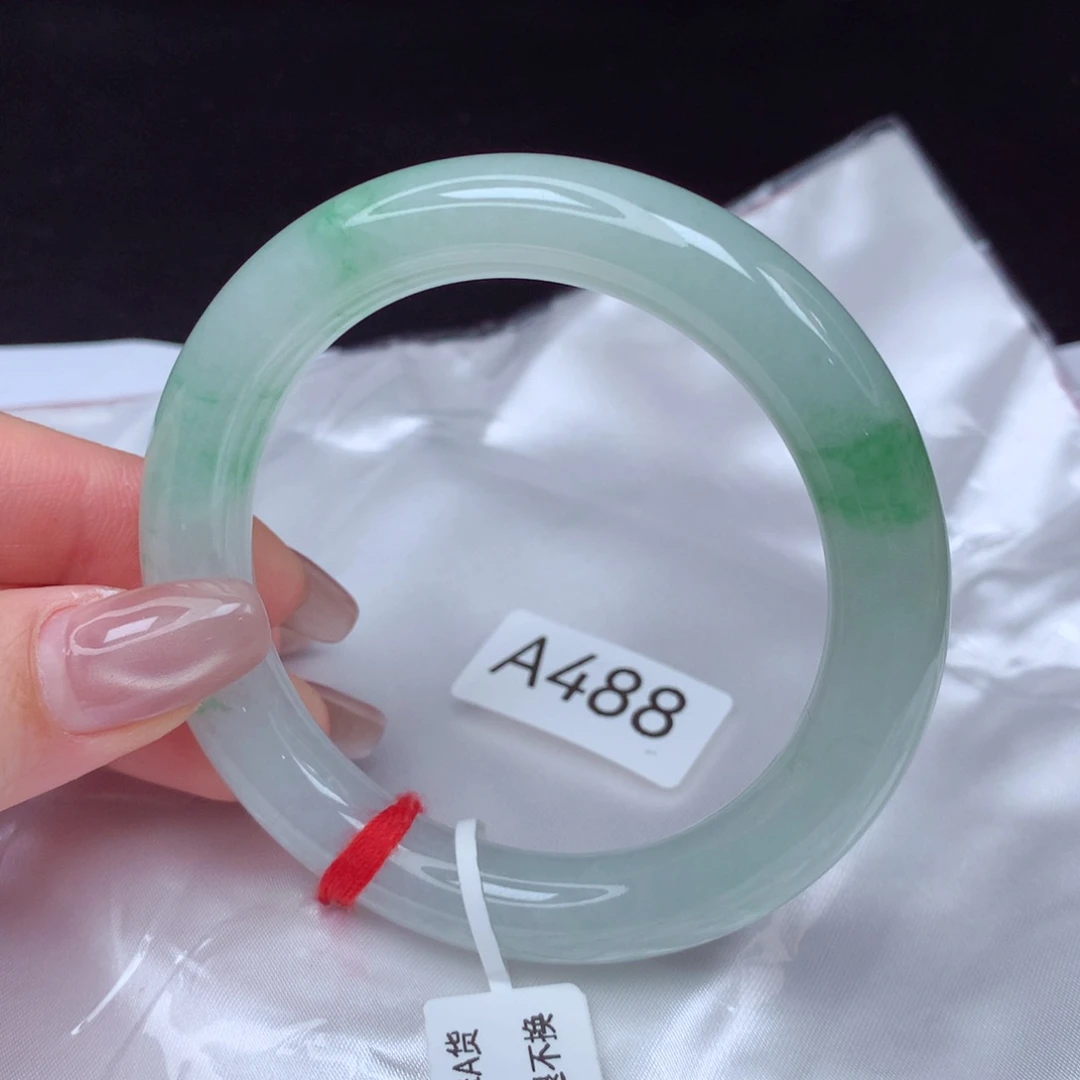 翡翠手镯未镶嵌手镯55