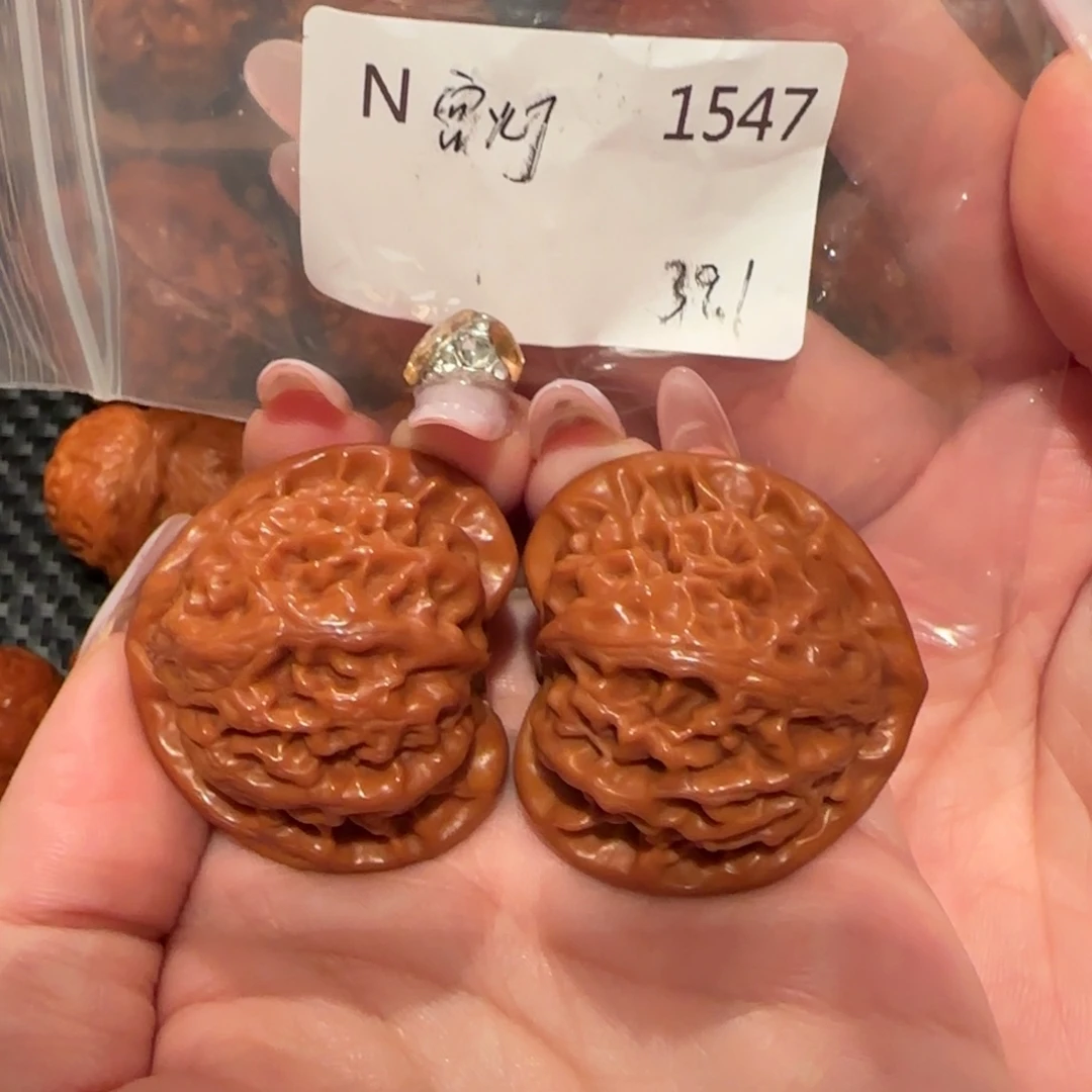 S***N吊坠文玩核桃宫灯39精品