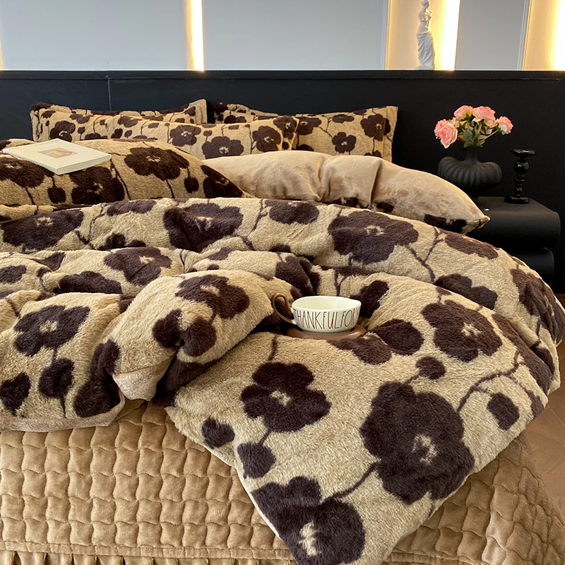 赫本风兔毛绒牛奶绒床盖四件套加绒加厚夹棉床裙被套轻奢高级感