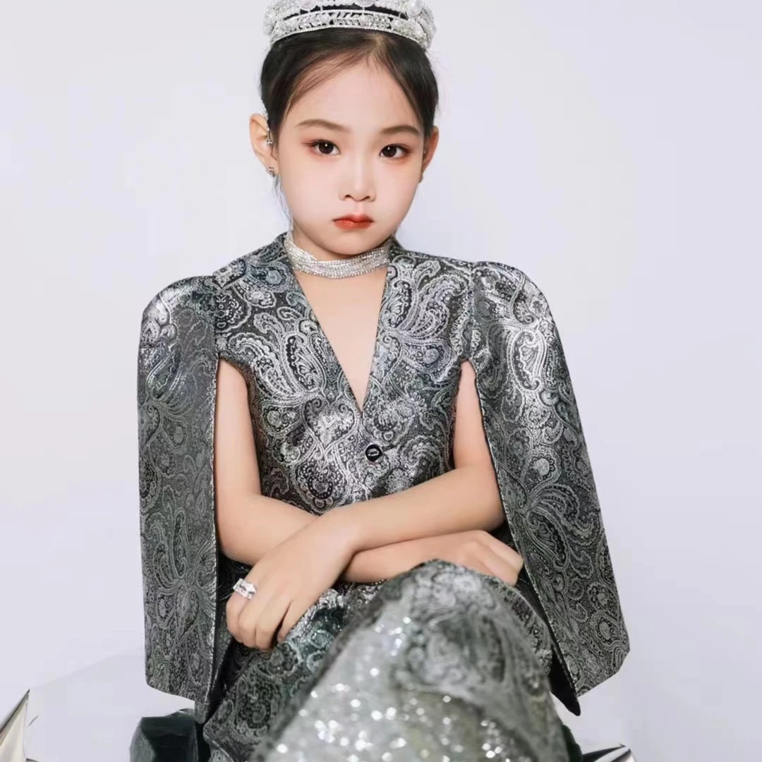 四月童装【NO退NO换】时尚气质套装