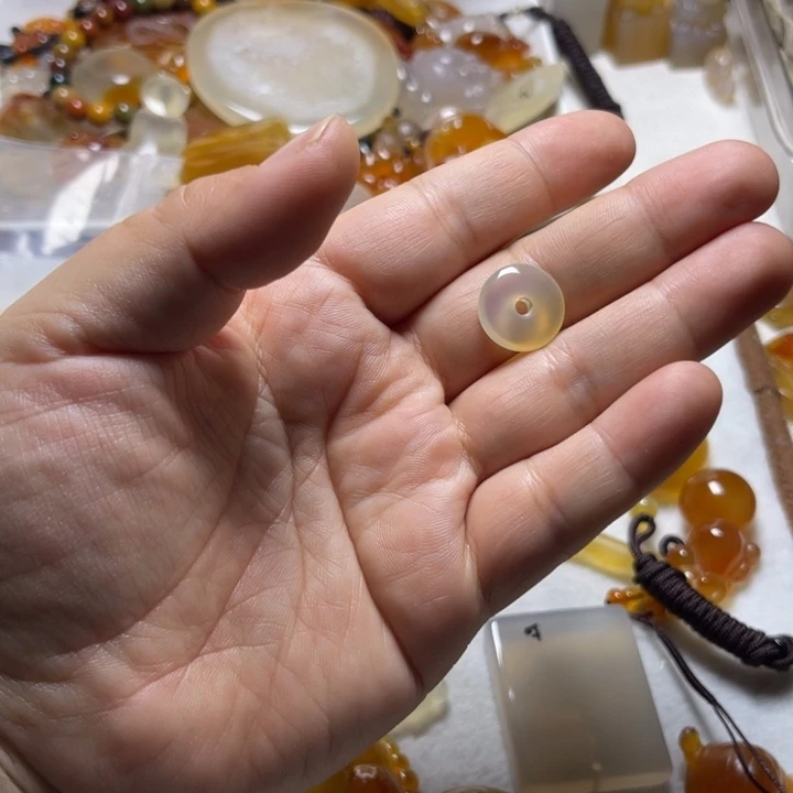 幸***福玛瑙/玉髓未镶嵌颈饰005