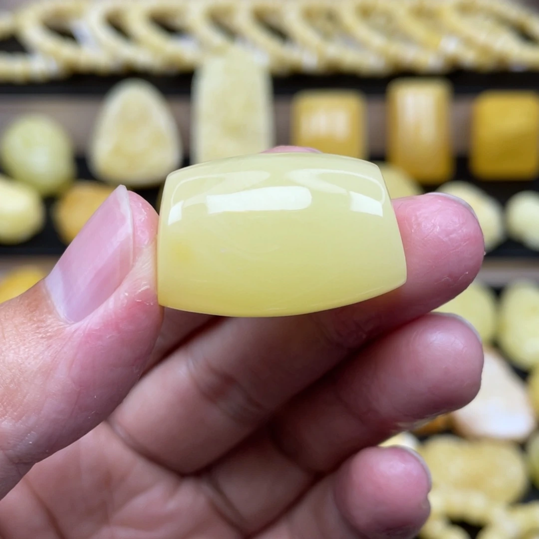 琥珀未镶嵌裸石琥珀蜜蜡