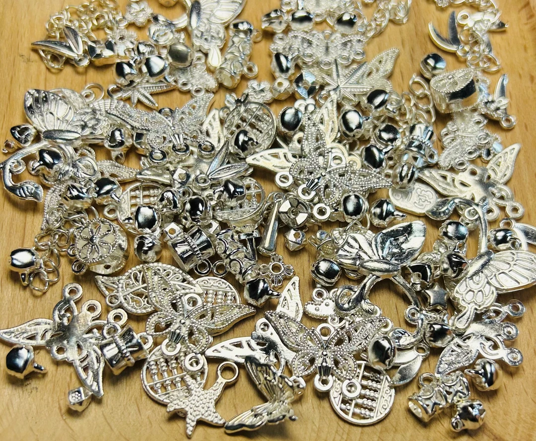 随机DIY合金配件