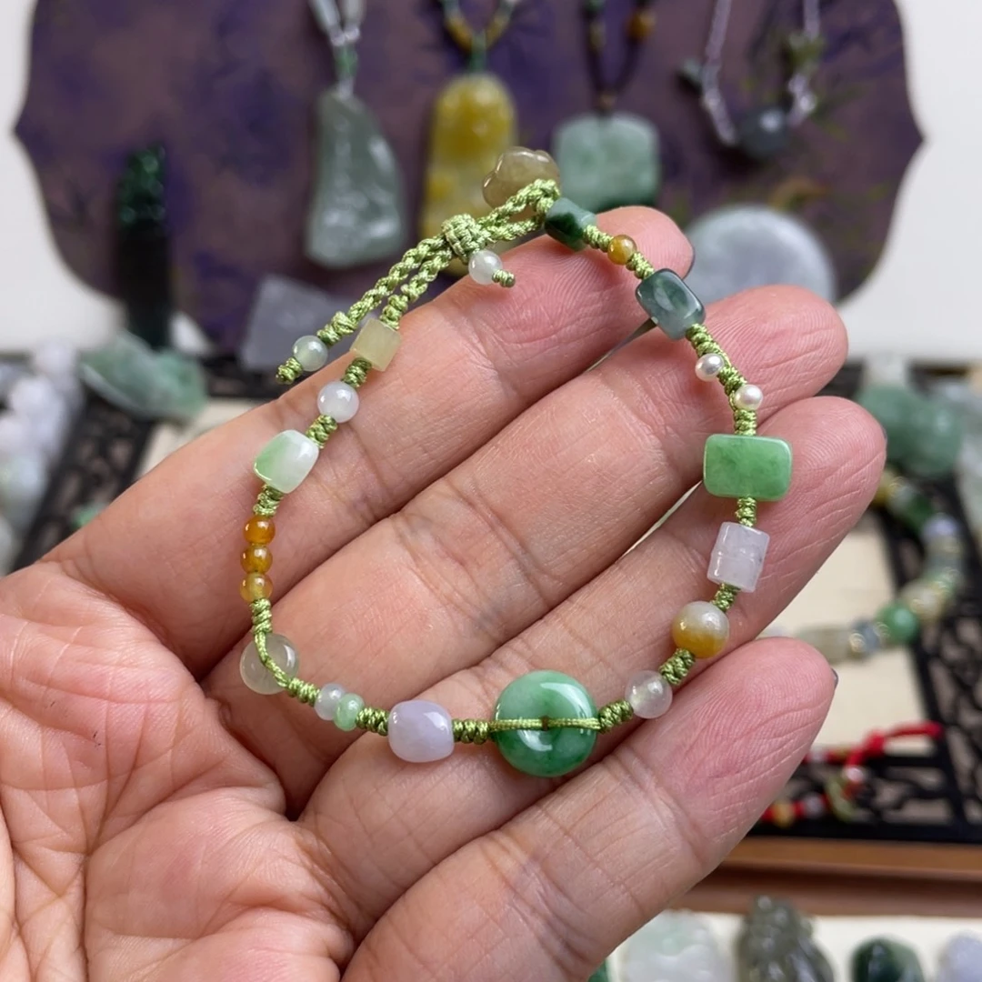 未镶嵌手链翡翠设计款手链