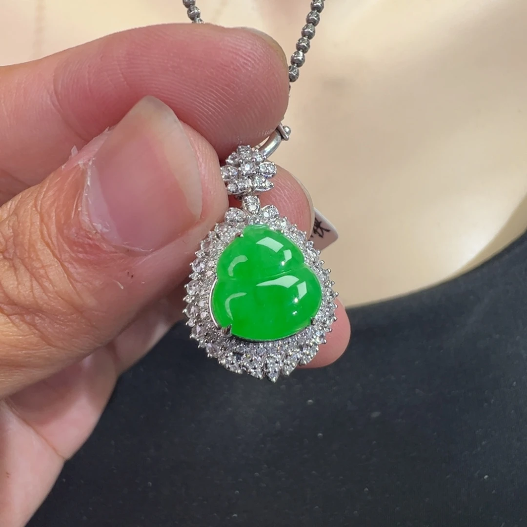 7***6翡翠18K金镶嵌吊坠(不含链)