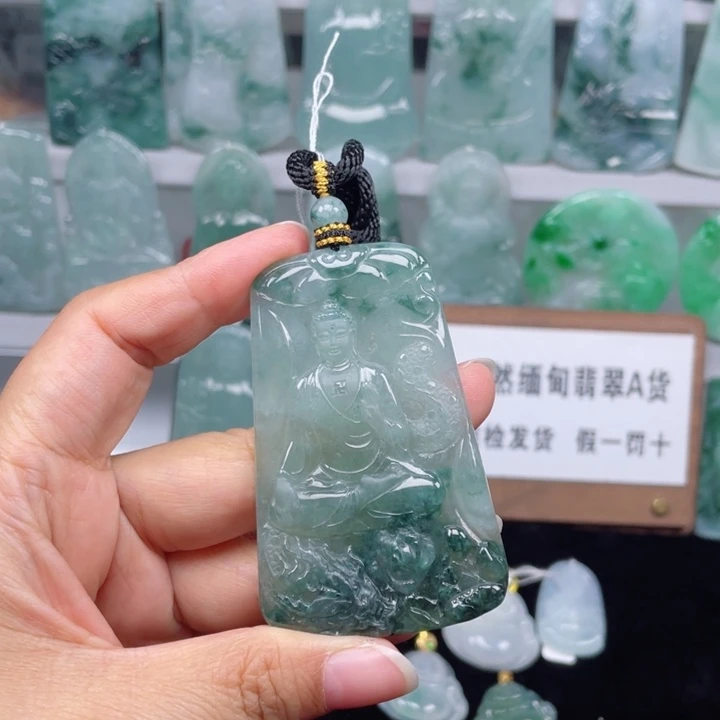 颈饰未镶嵌翡翠阿弥陀佛
