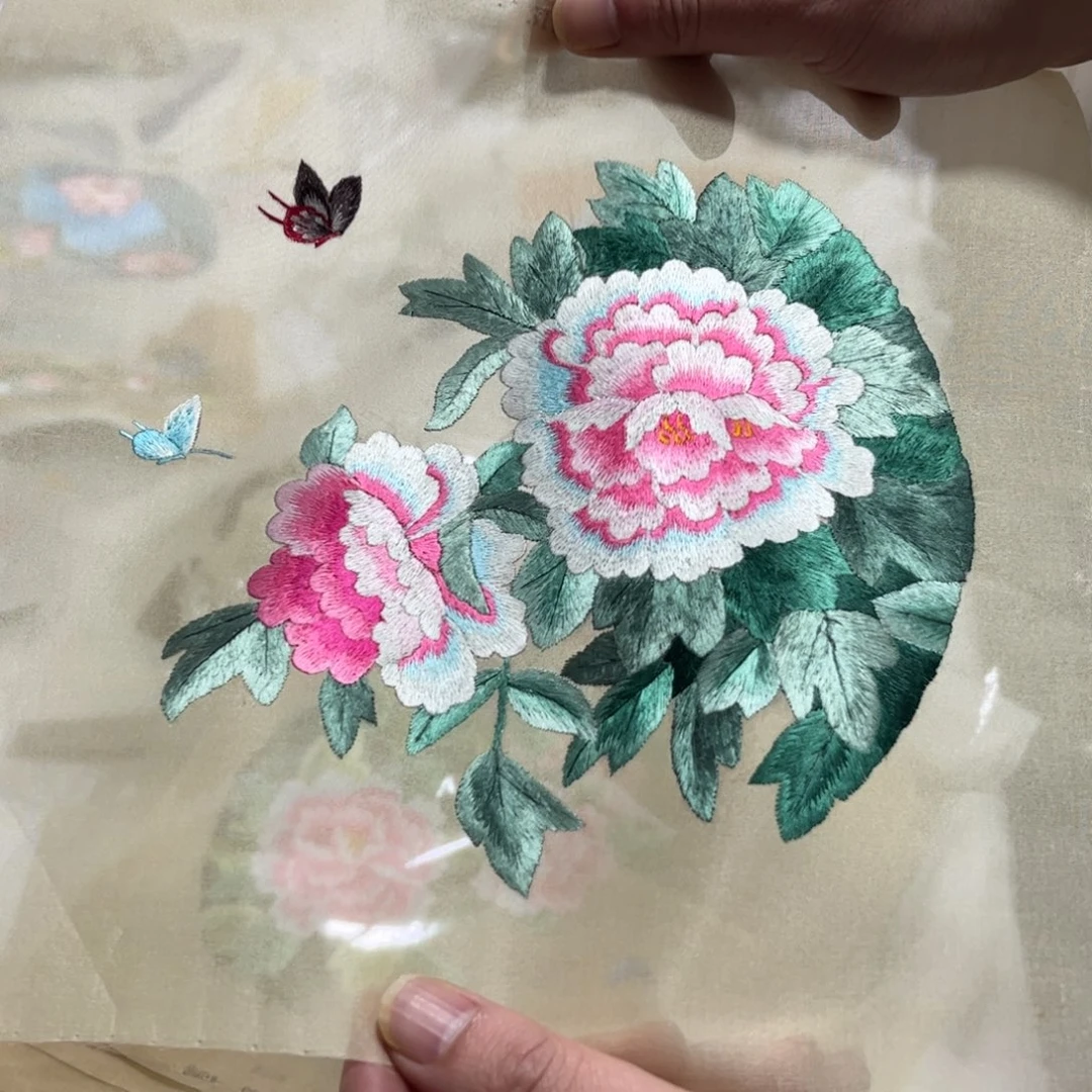 织绣纯手工刺绣陆老师