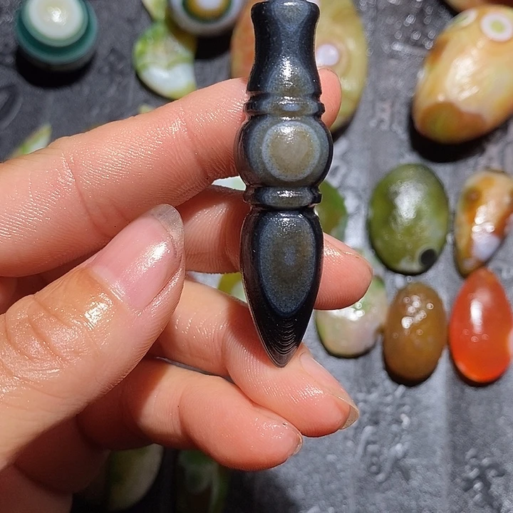 千***祤玛瑙/玉髓颈饰合金