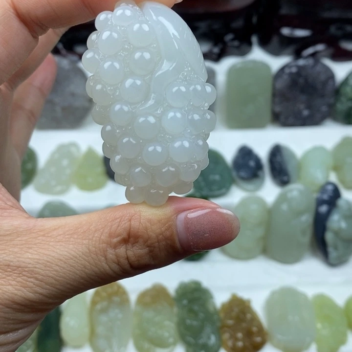 和田玉未镶嵌颈饰64