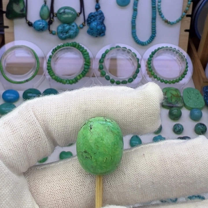 菜籽黄桶珠吊坠15.1mm兰