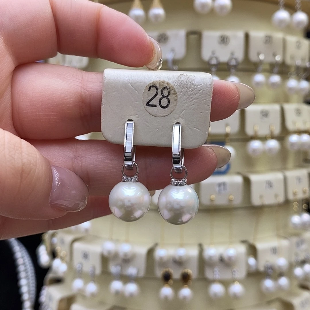 淡水珍珠银S925镶嵌耳饰