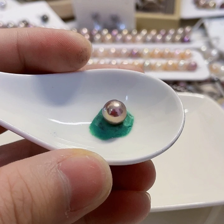 薇***淡水珍珠耳饰未镶嵌