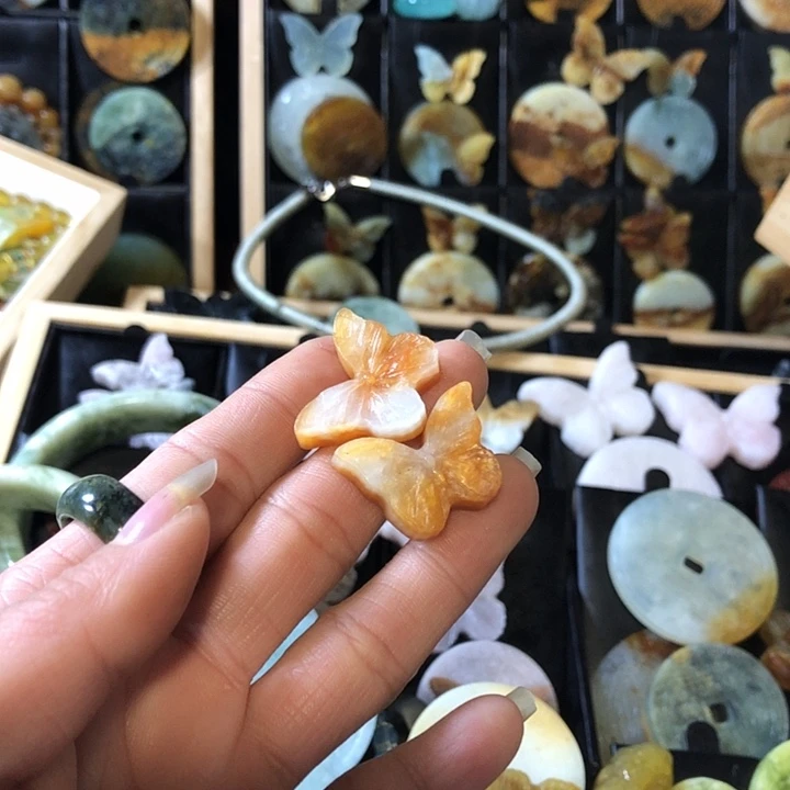 岫玉未镶嵌岫玉挂件