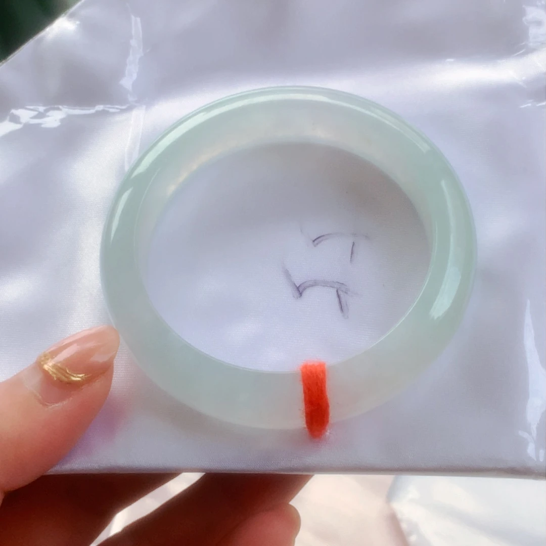 【闪购商品】未镶嵌手镯翡翠