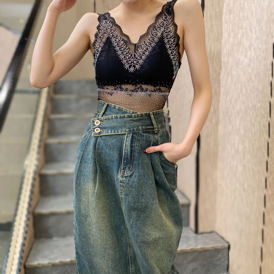 【俊英】拼接修身型美背百搭宽松型春夏季背心网红打底性感风吊带