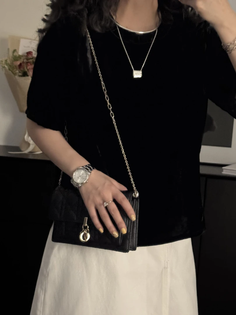 黑色花边领金丝绒短袖高级感显瘦上衣下摆开小叉