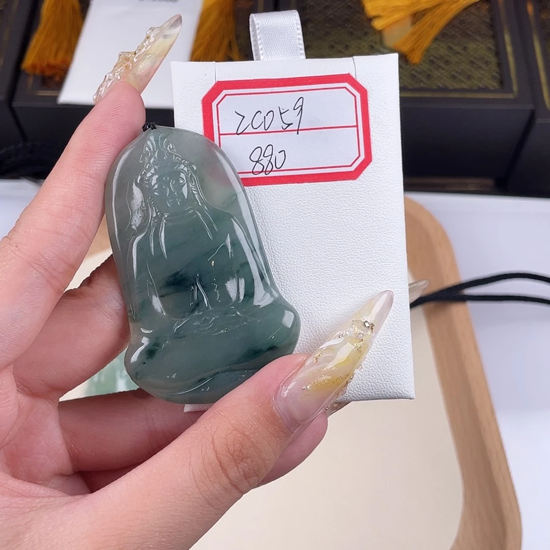 翡翠未镶嵌颈饰ZC059