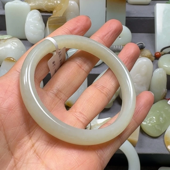 和田玉手镯未镶嵌口***N