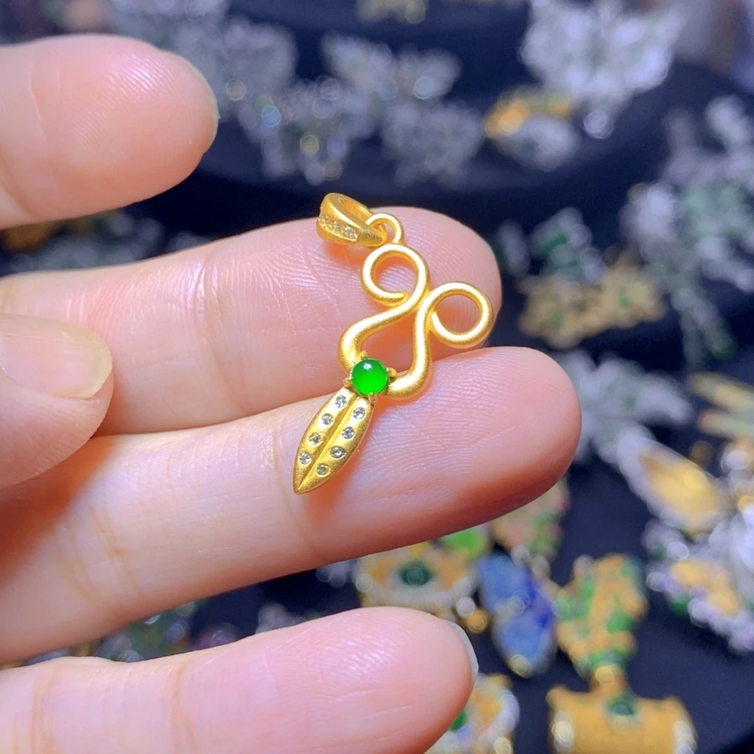 翡翠银S925镶嵌颈饰天然翡翠