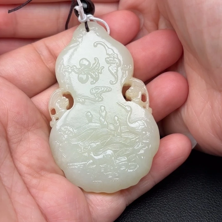 和田玉未镶嵌挂件呵*