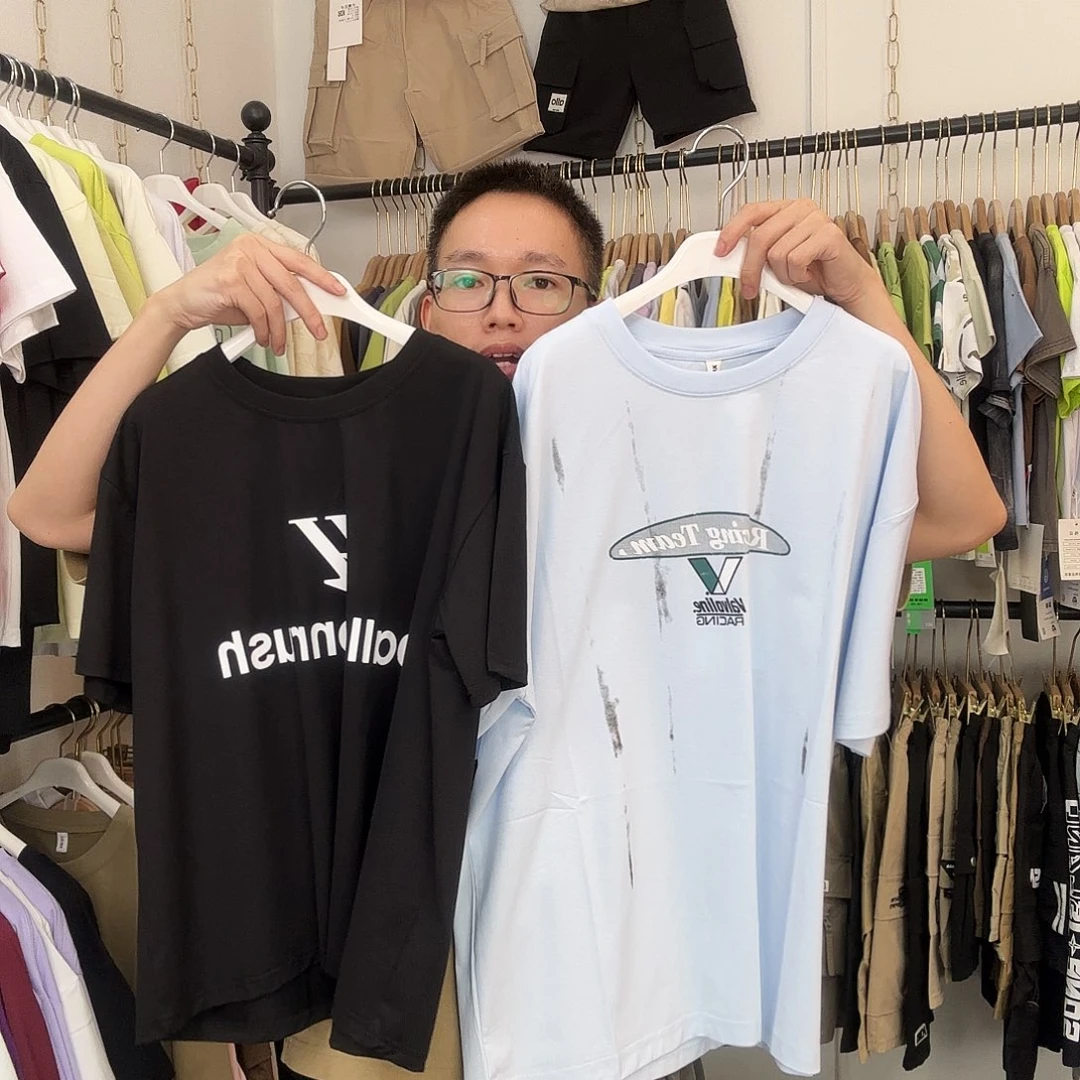 180码 两件潮牌大童T恤