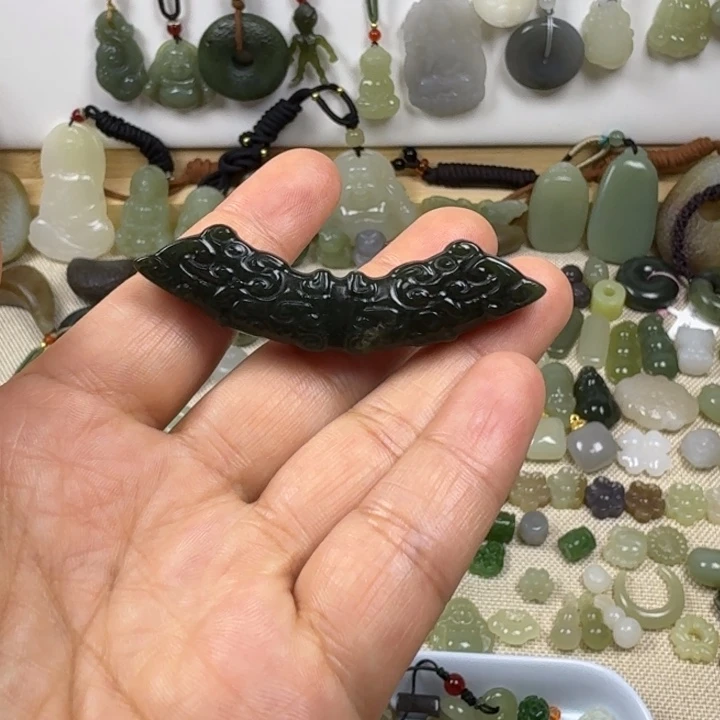 和田玉未镶嵌包链