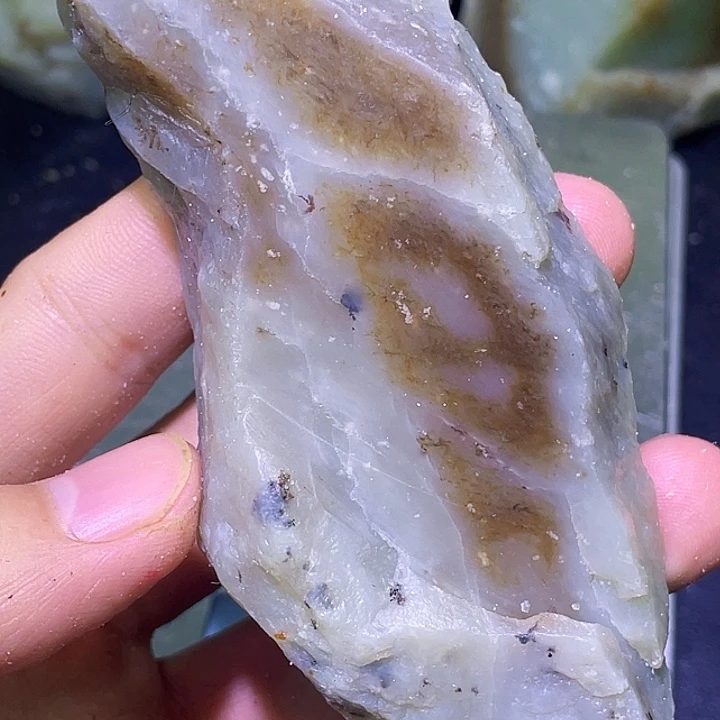 和田玉（糖玉）未镶嵌珠宝半成品