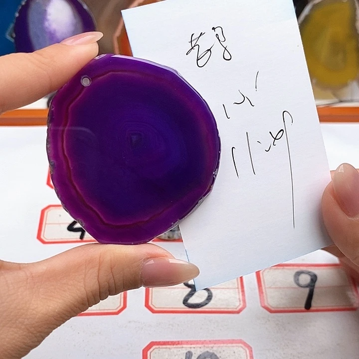 鹊***缘合金颈饰玛瑙/玉髓