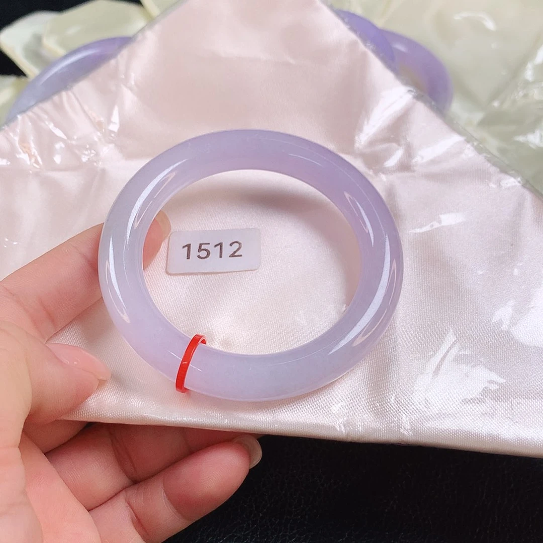 翡翠手镯未镶嵌1512zxxcvv