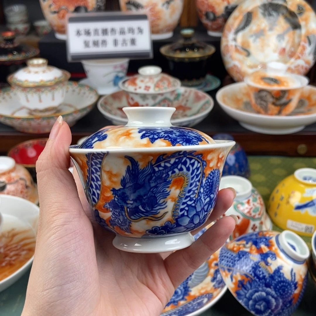 陶瓷的设计师是一个人的