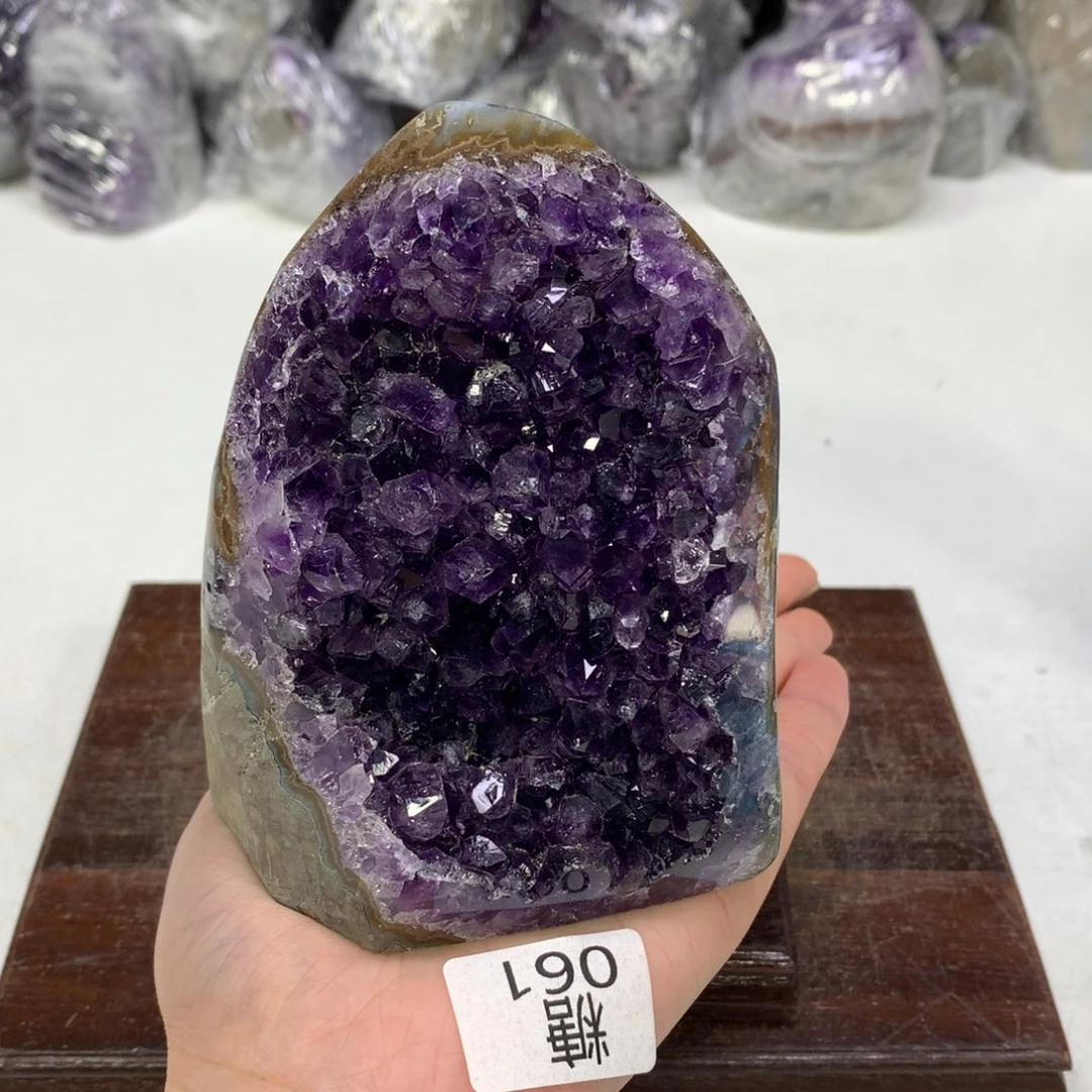 紫晶摆件未镶嵌水晶