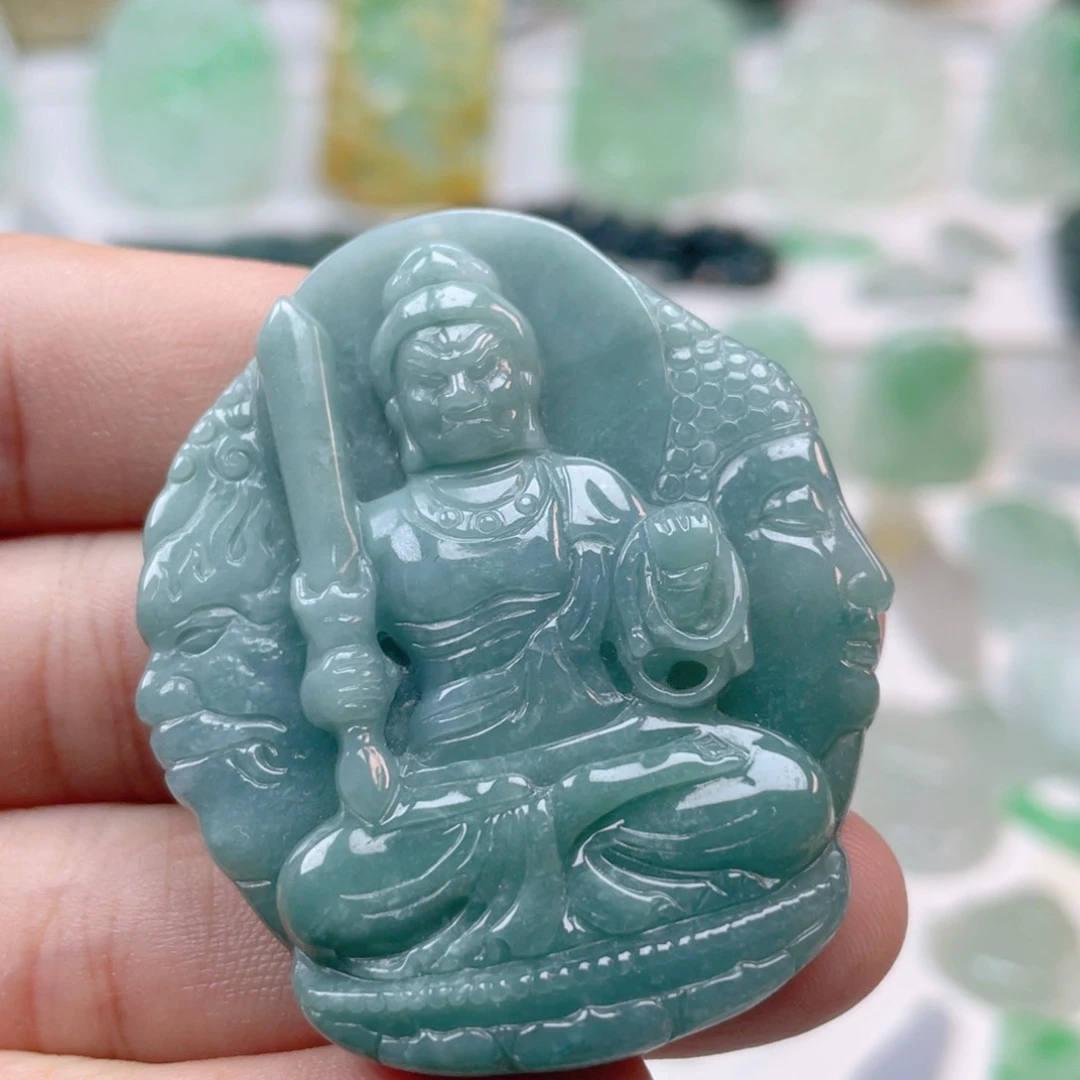 翡翠颈饰未镶嵌不动