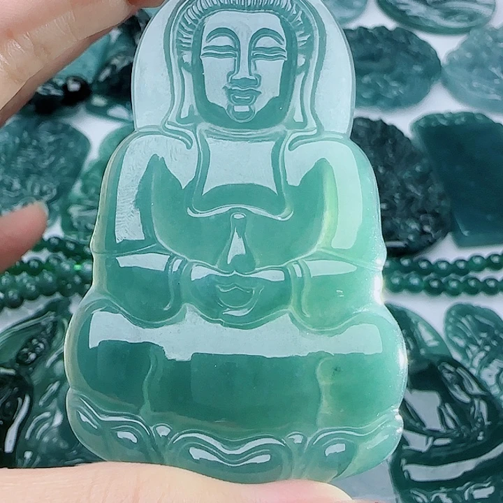 翡翠未镶嵌颈饰多样性发货天然的A货翡翠