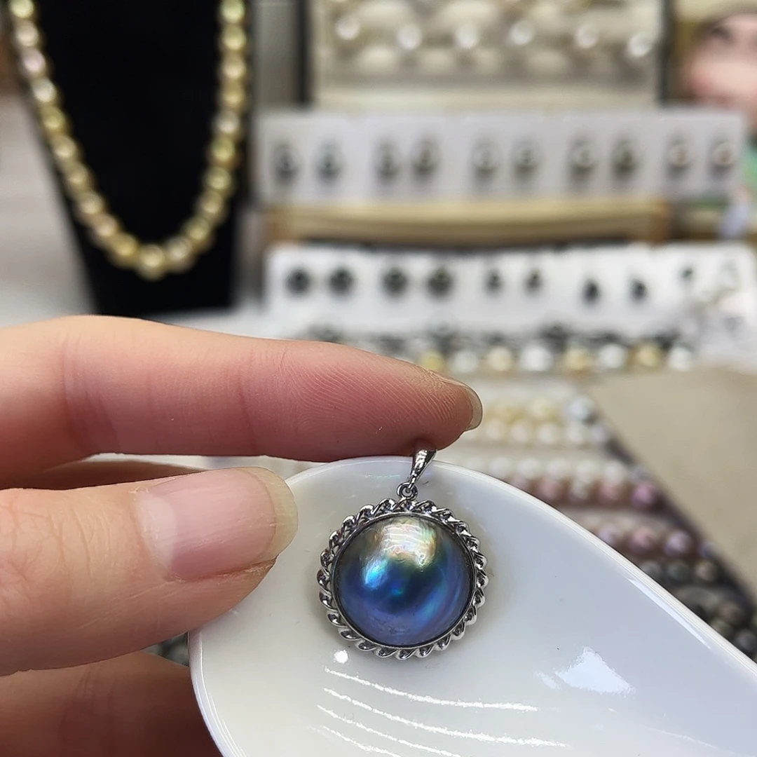 拼合珍珠（马贝珠）颈饰未镶嵌