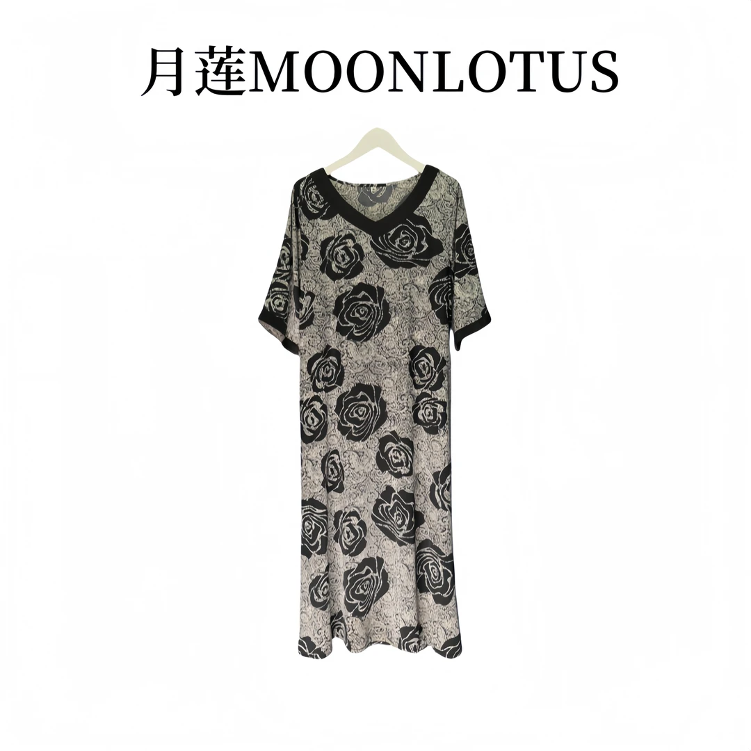 G622  新款时尚气质玫瑰花连衣裙夏季休闲百搭裙子