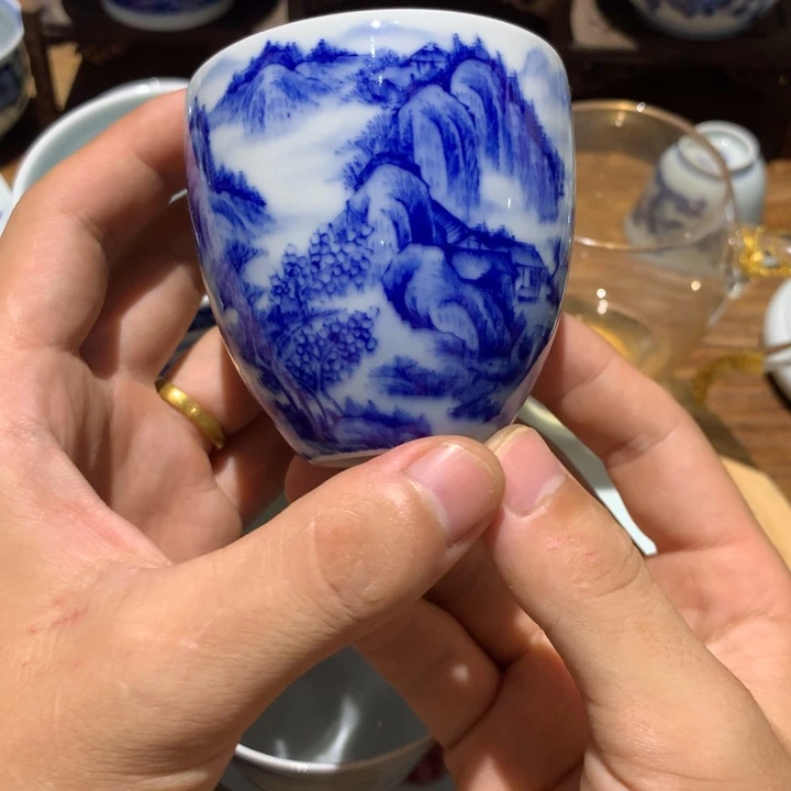 景德镇陶瓷青花主人杯