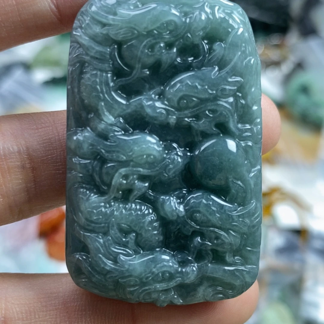 翡翠颈饰未镶嵌吊坠