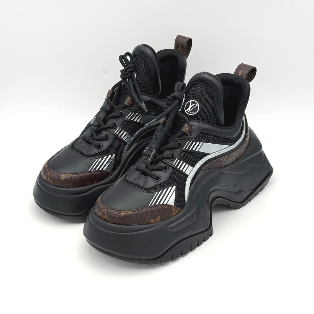 99新 LouisVuitton/路易威登 黑老花老爹鞋/原盒/38.5码/DM1847