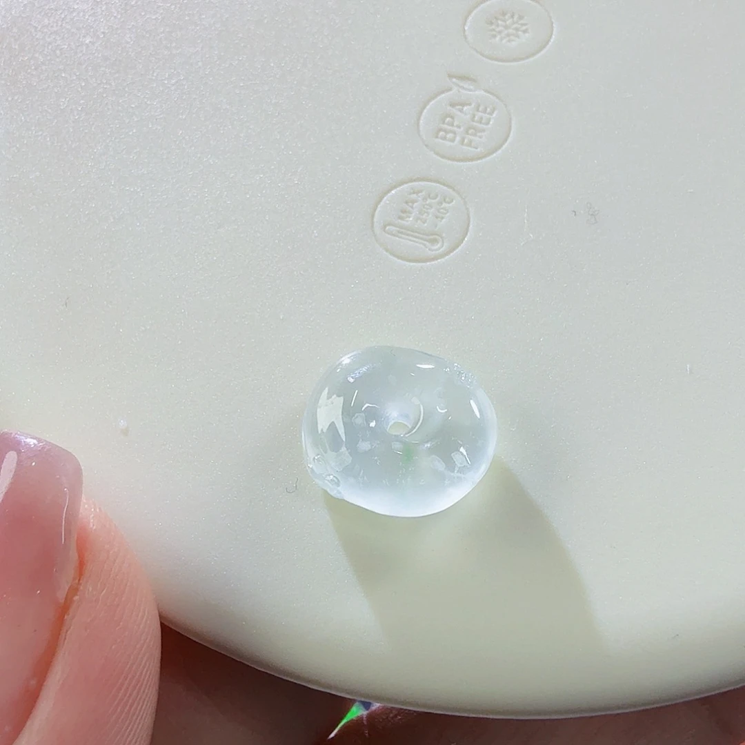 翡翠未镶嵌颈饰裸石