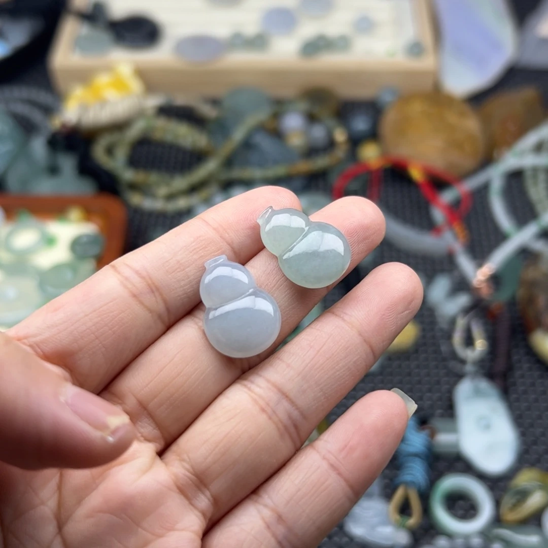 颈饰未镶嵌翡翠葫芦