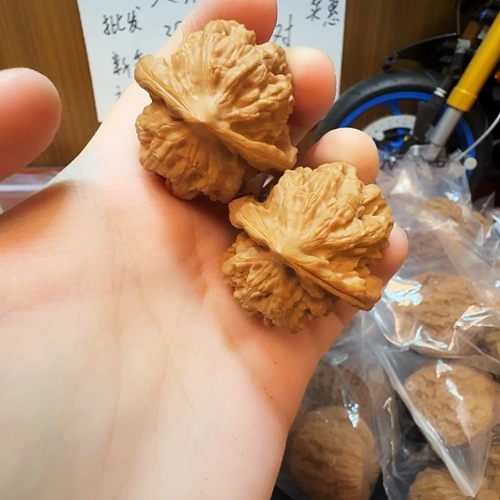 吊坠桃核36梨木台