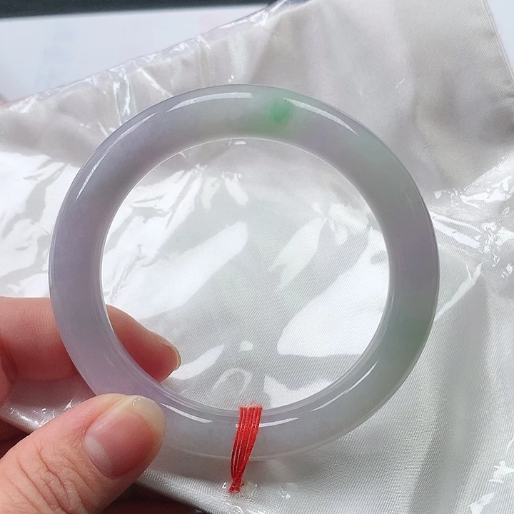 翡翠手镯未镶嵌翡翠061