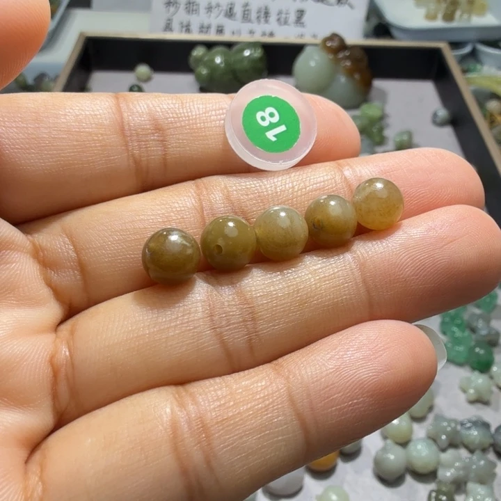 和田玉足银镶嵌珠宝半成品卡八