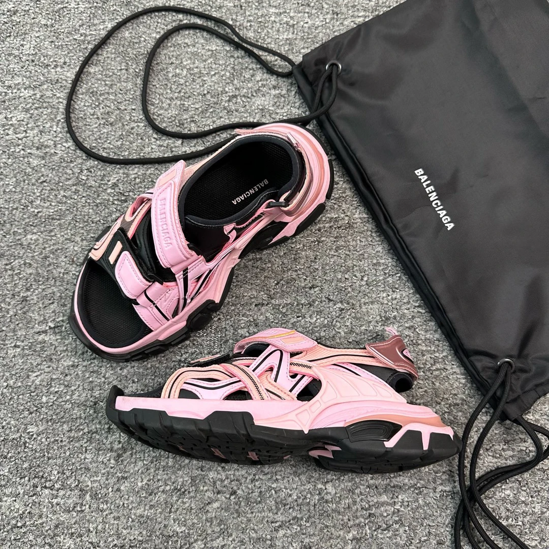 95新 Balenciaga/巴黎世家 35码/track粉色魔术贴凉鞋/编码11283